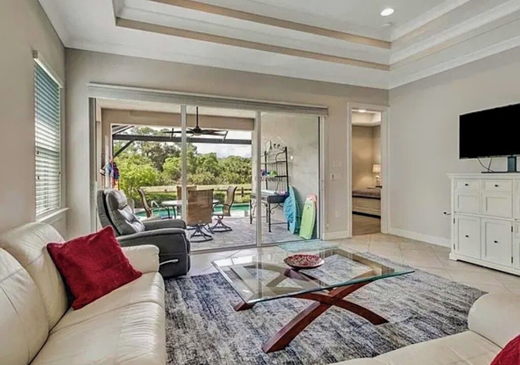 Photo of Livingroom in Naples