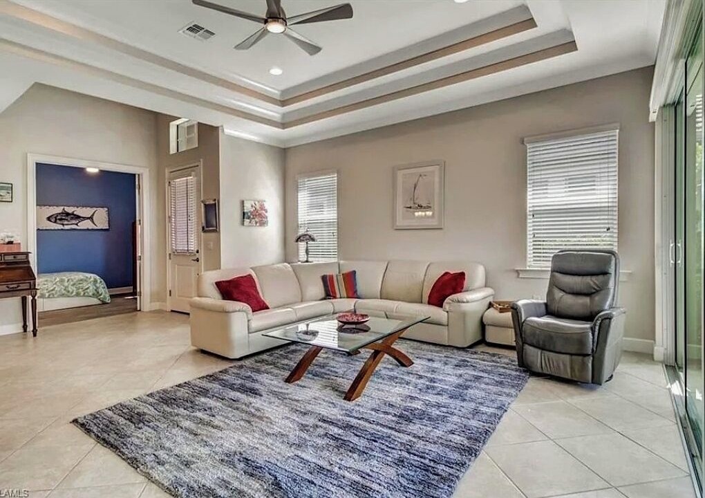 Photo of Livingroom in Naples