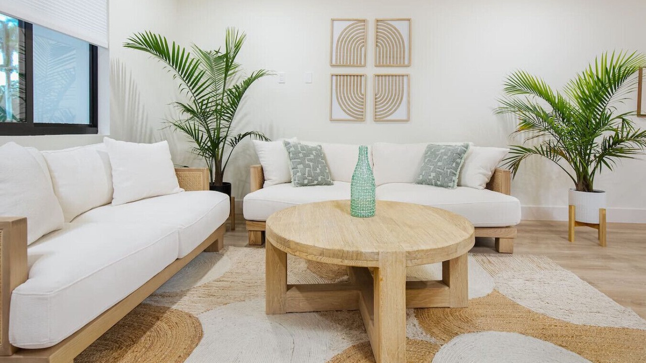 Photo of Livingroom in East Naples