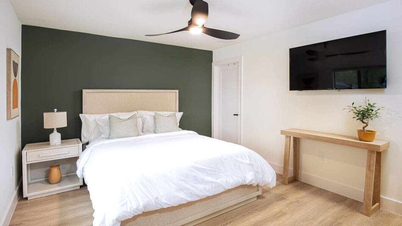 Photo of Bedroom in East Naples