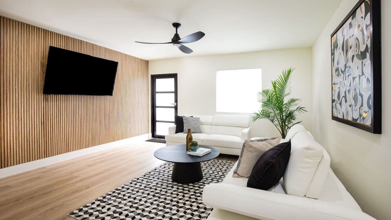 Photo of Livingroom in East Naples
