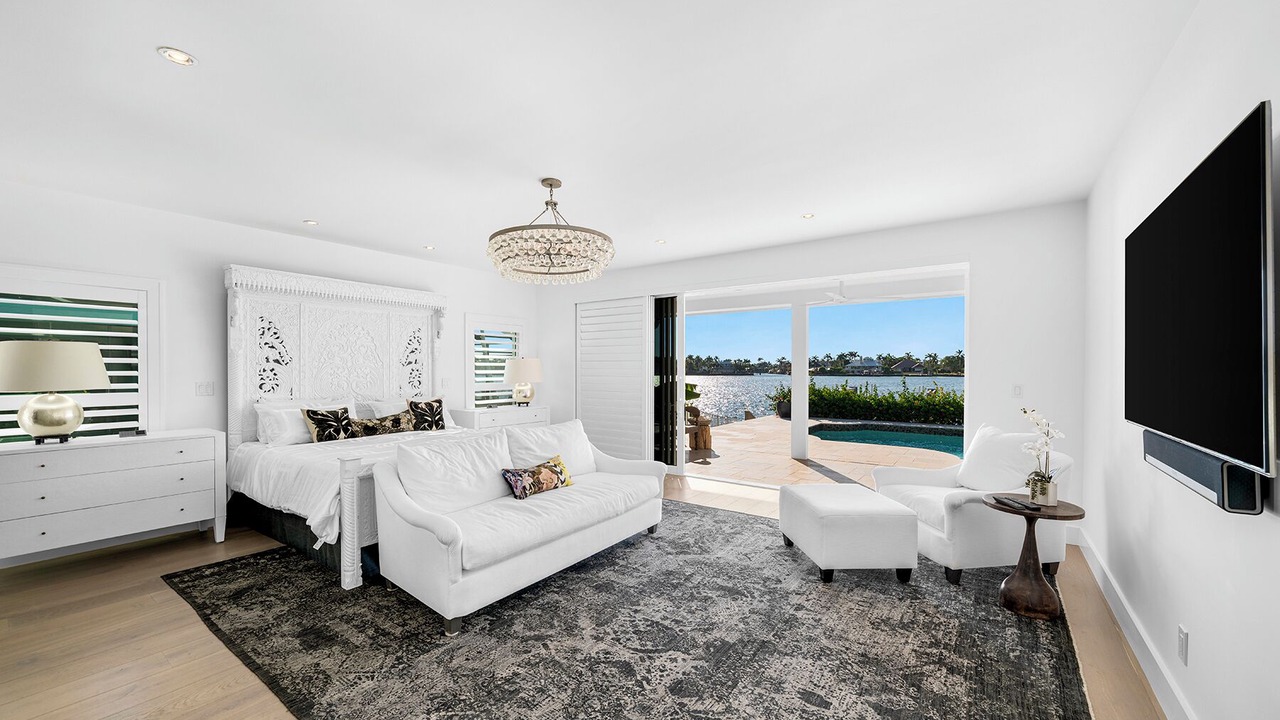 Photo of Livingroom in Royal Harbor