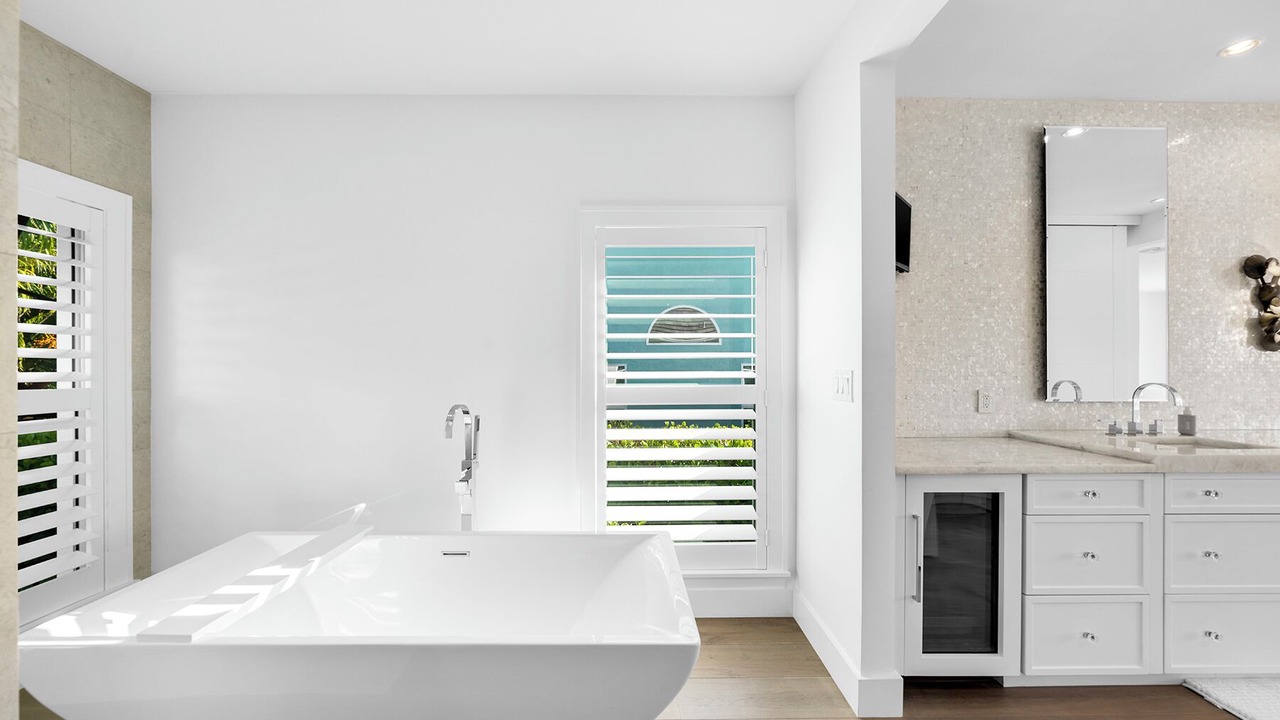 Photo of Bathroom in Royal Harbor