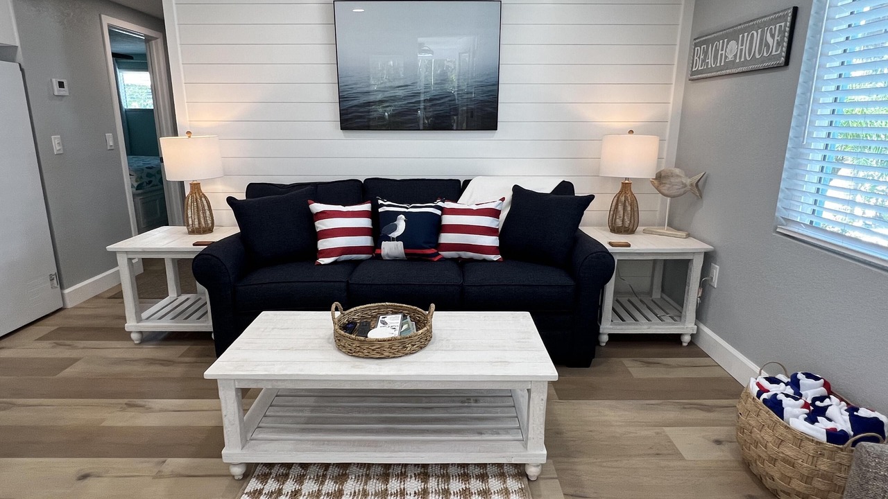 Photo of Livingroom in Englewood