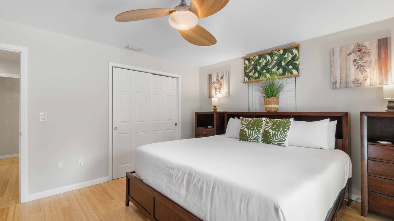 Photo of Bedroom in Indian Beach Sapphire Shores