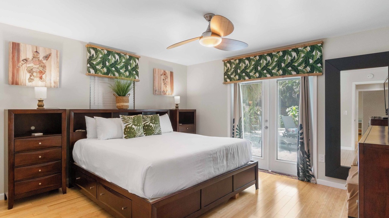 Photo of Bedroom in Indian Beach Sapphire Shores