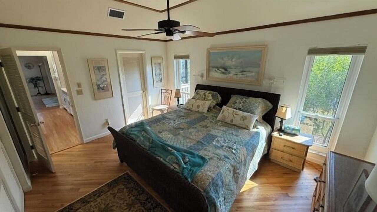 Photo of Bedroom in Gulf Pines