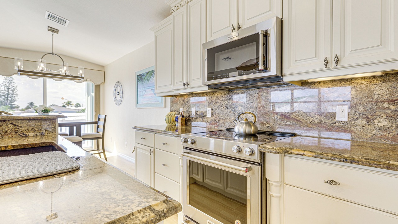 Photo of Kitchen in Nettles Island