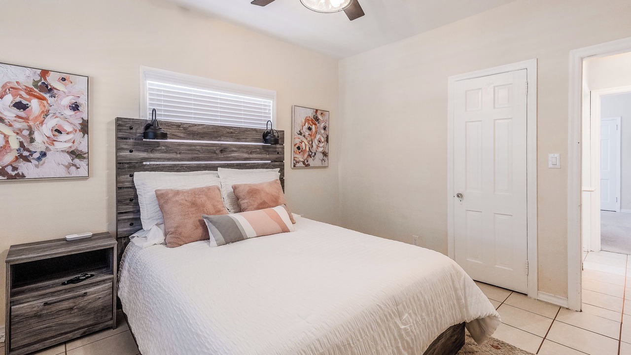 Photo of Bedroom in Dixieland