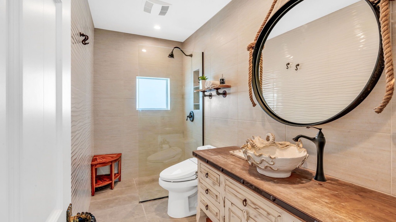 Photo of Bathroom in Twin Lakes