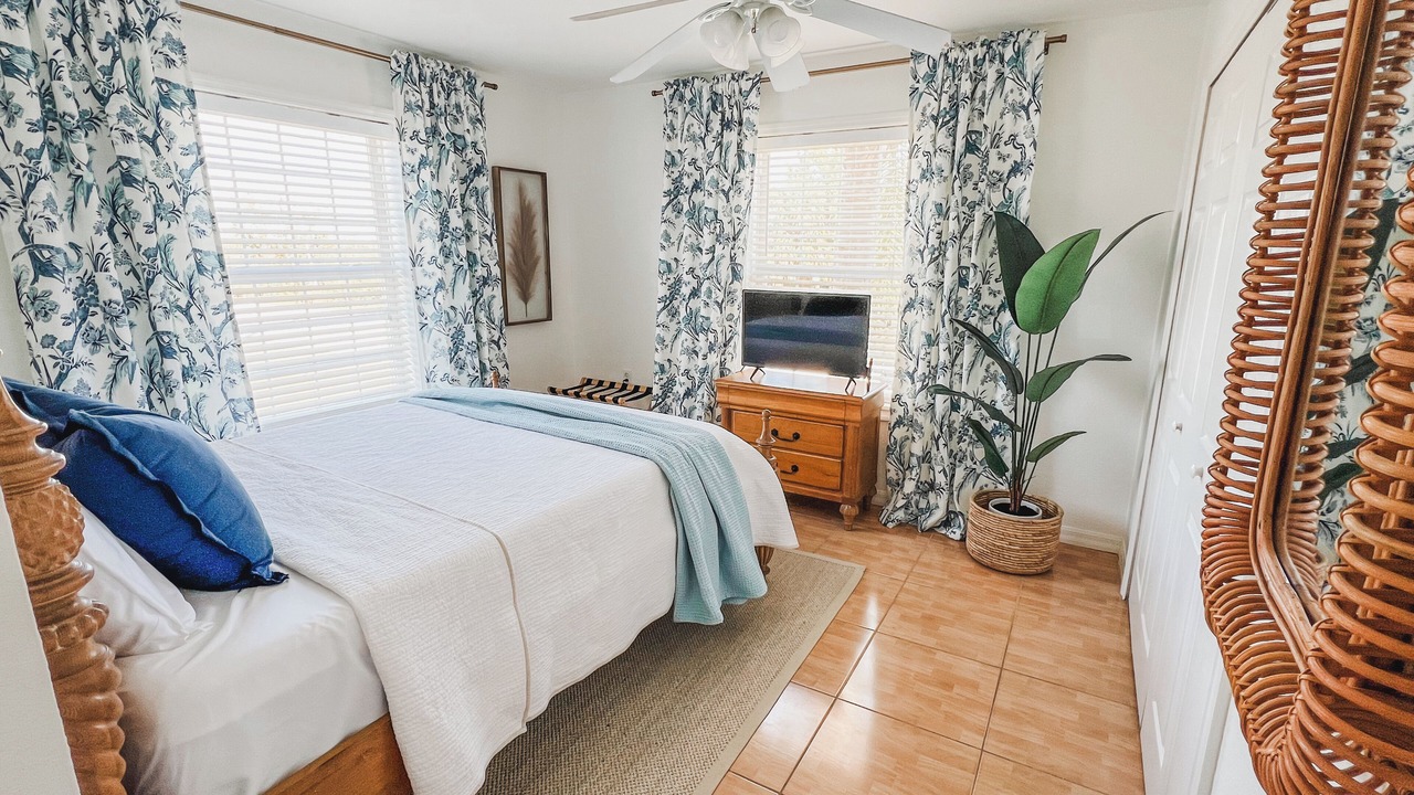 Photo of Bedroom in Auburndale