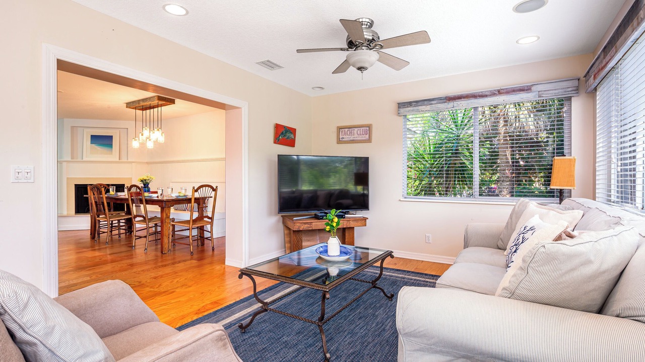 Photo of Livingroom in Jupiter