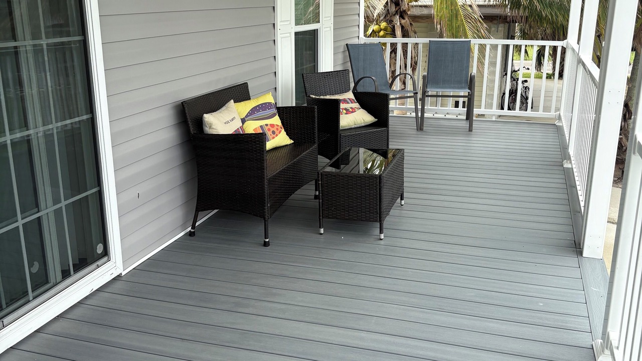 Photo of Patio Balcony in Saint James City
