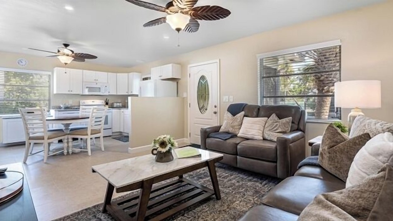 Photo of Livingroom in Sanibel