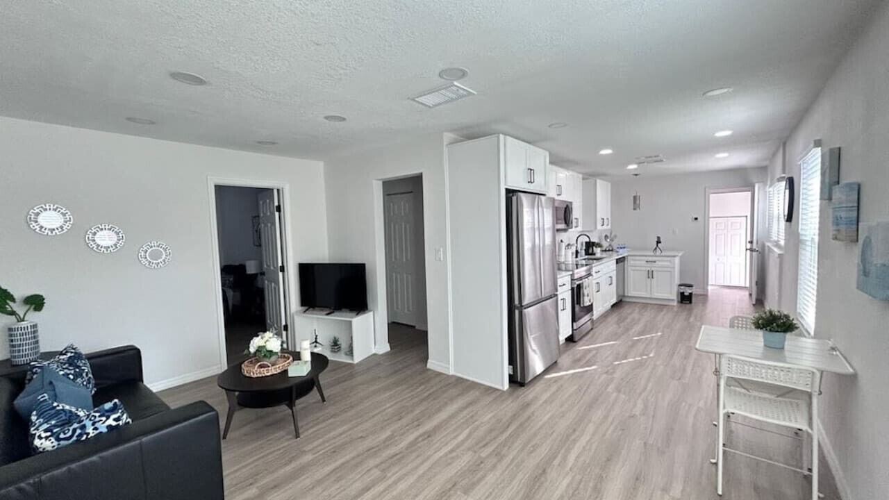 Photo of Livingroom in United Central