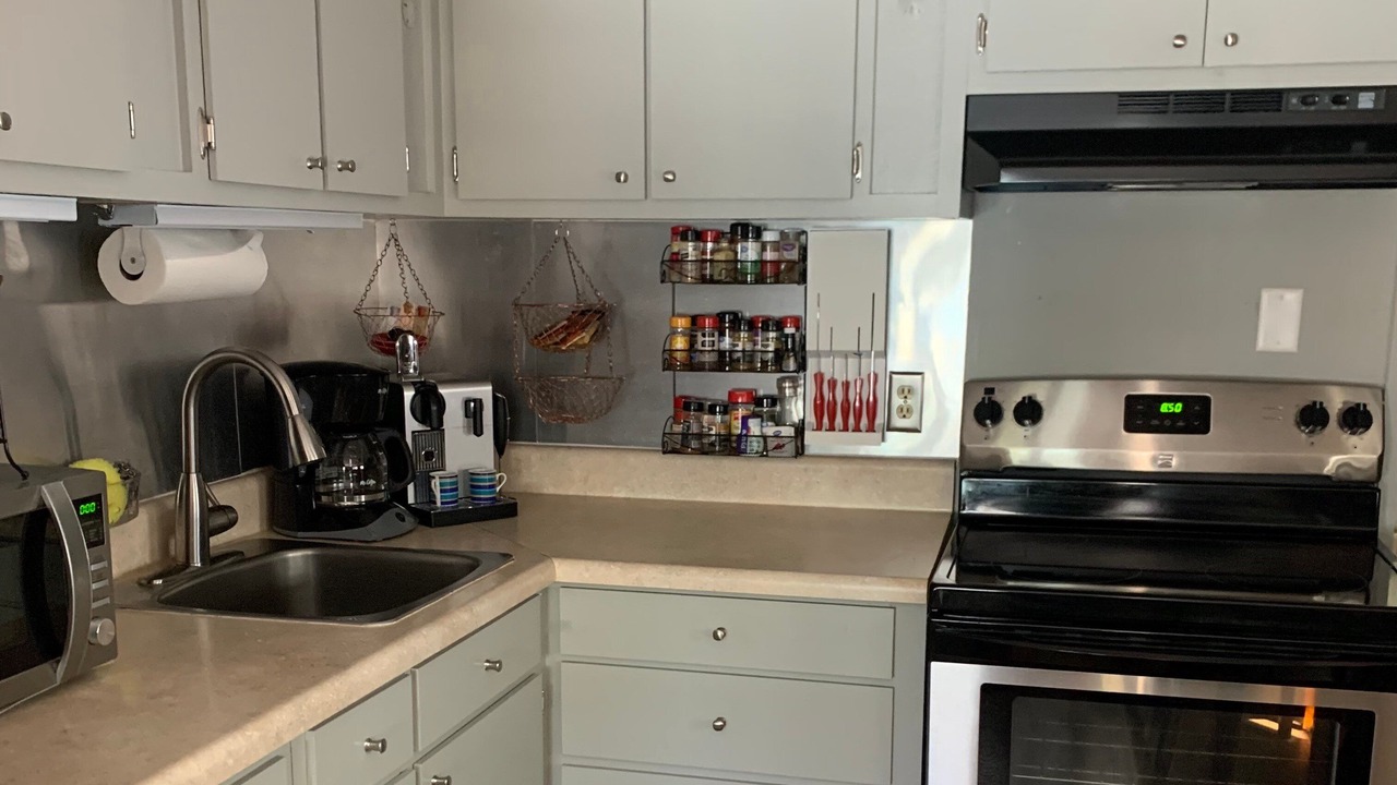Photo of Kitchen in Nettles Island