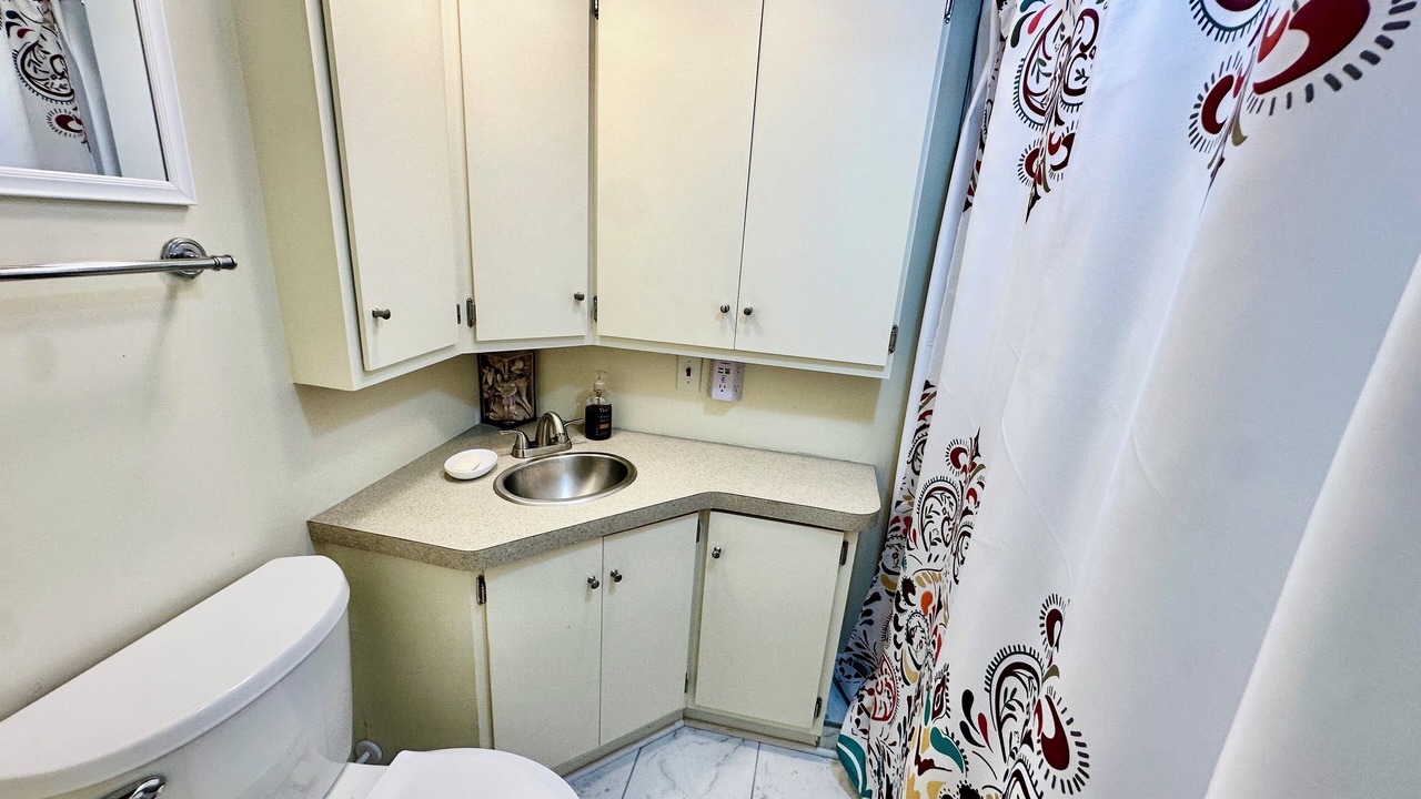 Photo of Bathroom in Nettles Island