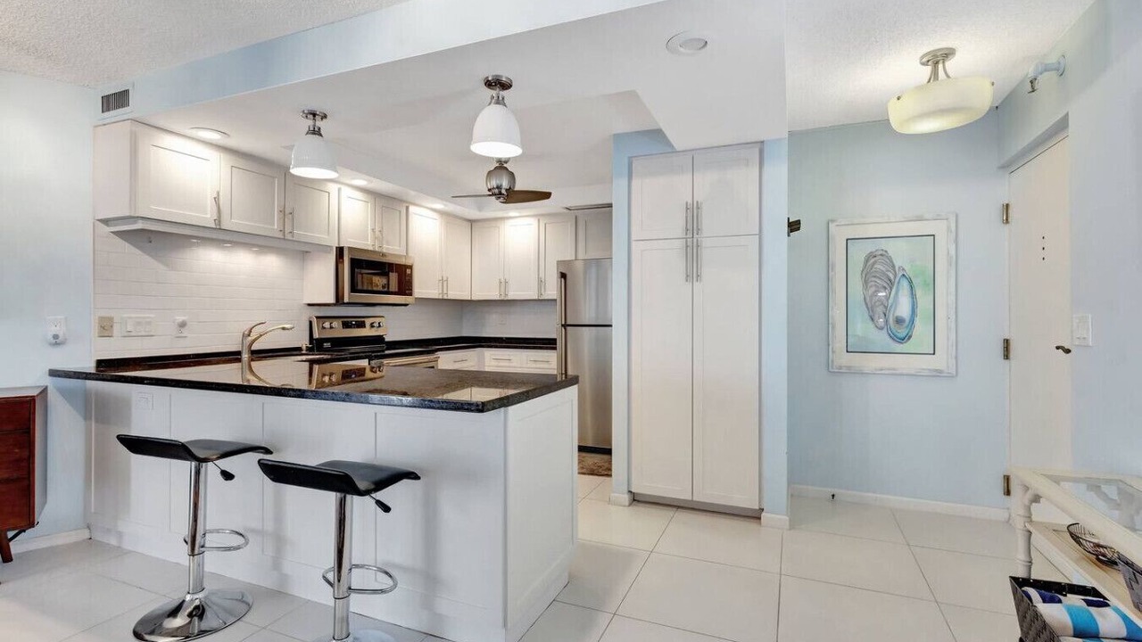 Photo of Kitchen in Singer Island