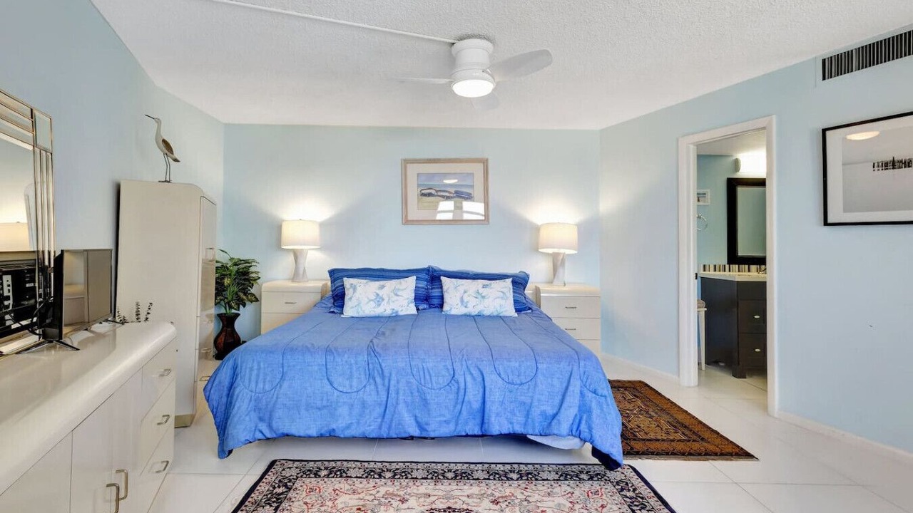 Photo of Bedroom in Singer Island