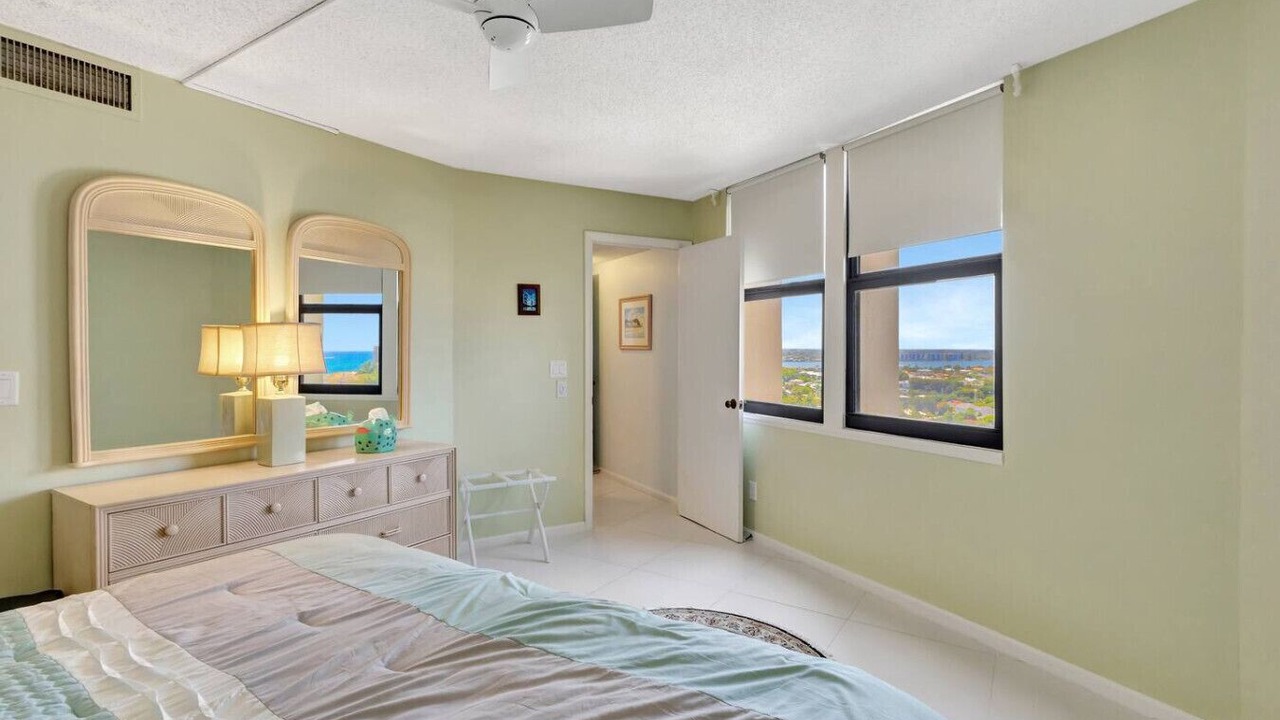 Photo of Bedroom in Singer Island
