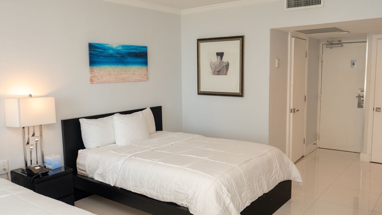 Photo of Bedroom in Galt Mile