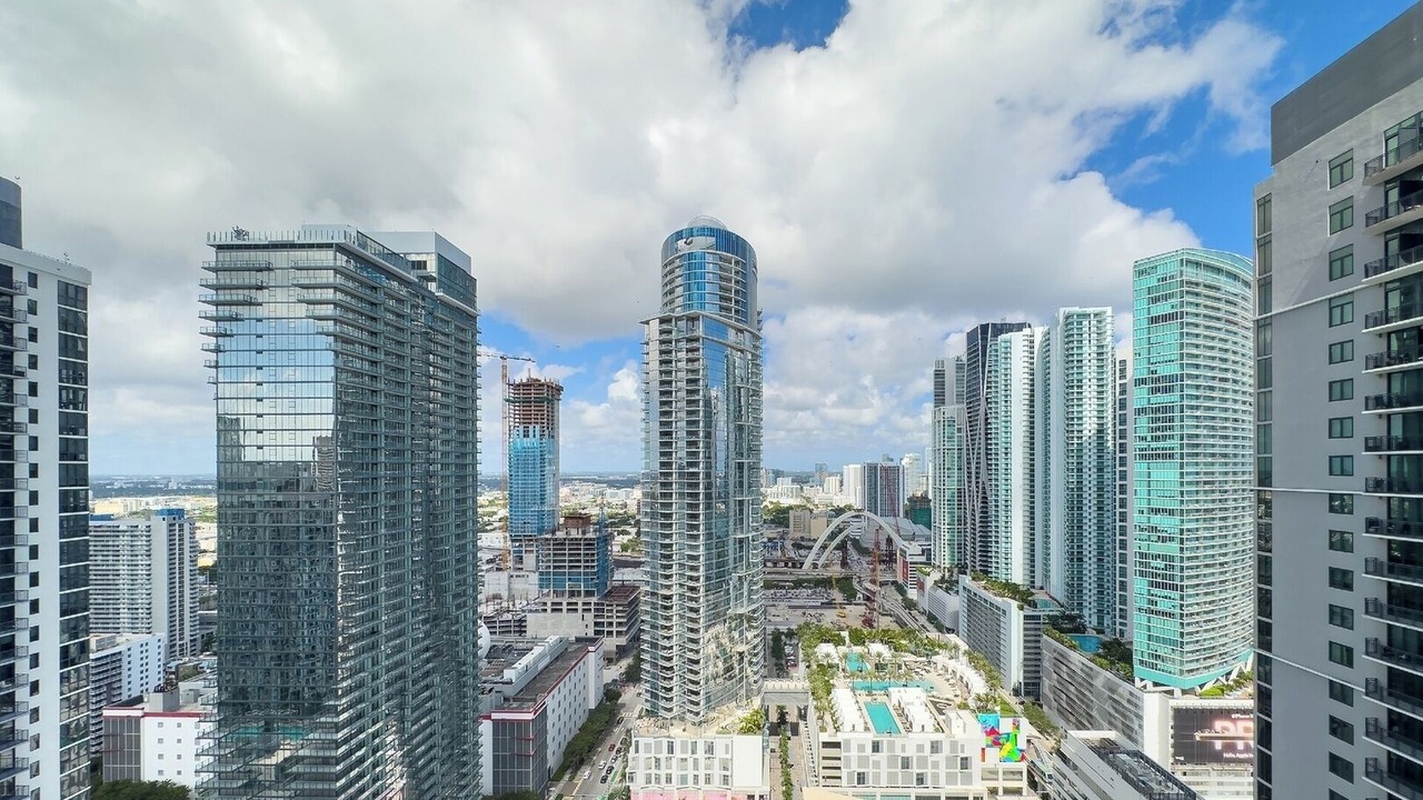 Photo of Others in Downtown Miami