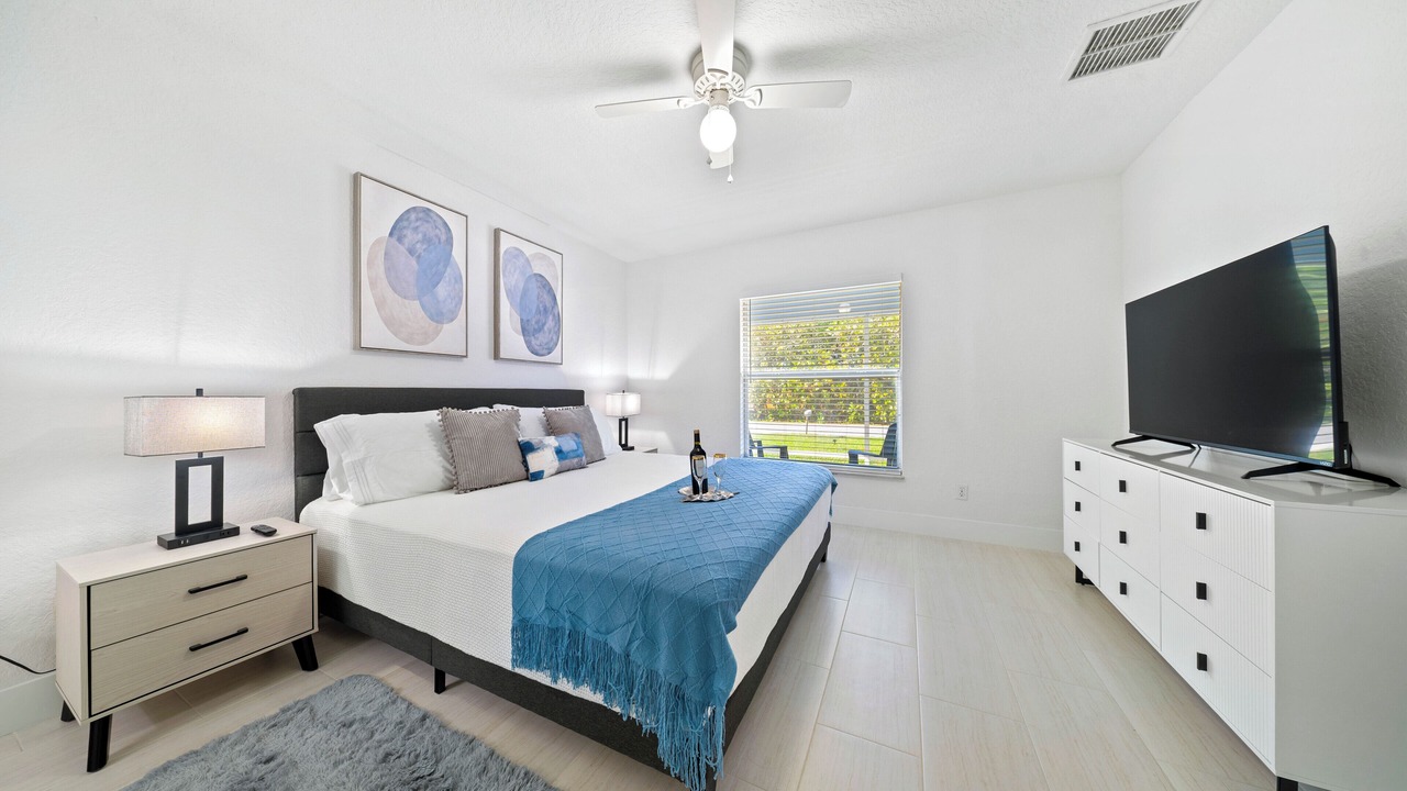 Photo of Bedroom in Florida Ridge