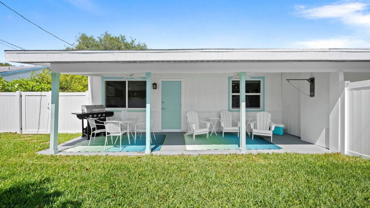 Photo of Outdoor in North Palm Beach Heights