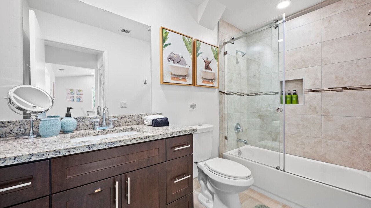 Photo of Bathroom in North Palm Beach Heights