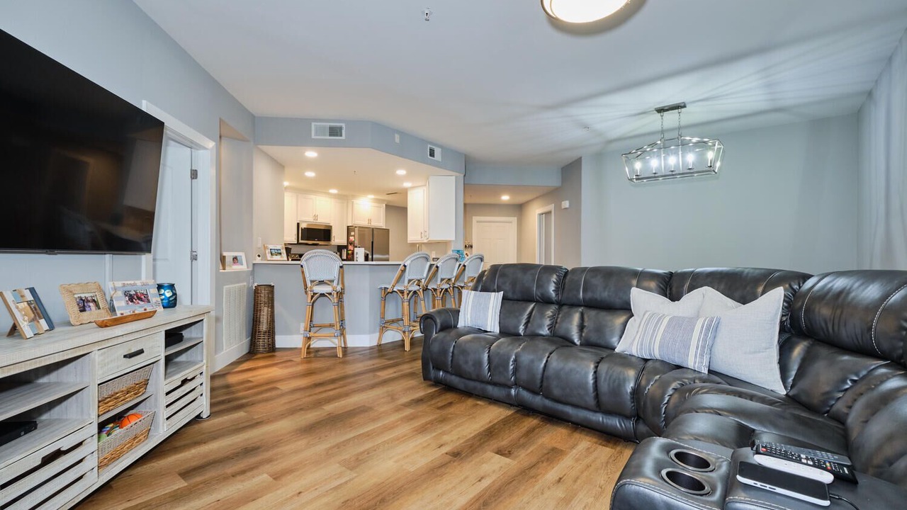 Photo of Livingroom in Tropical Cove