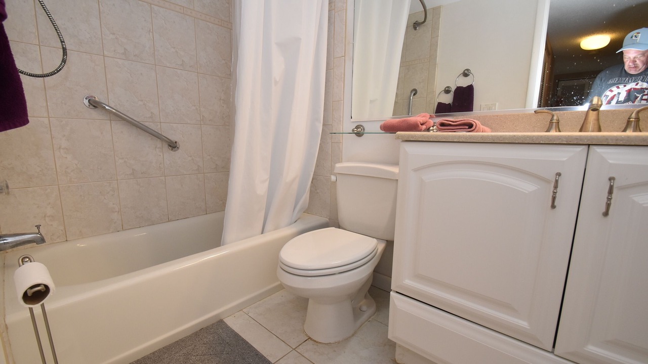 Photo of Bathroom in Vamo