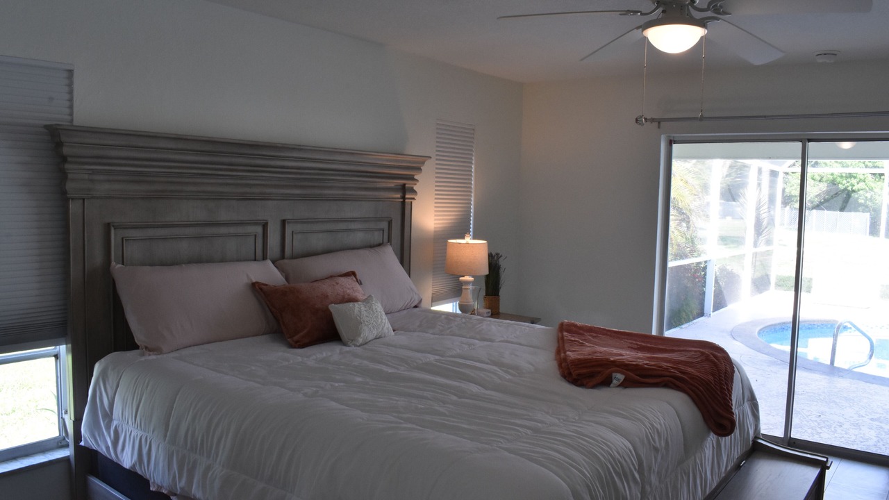 Photo of Bedroom in Caloosahatchee