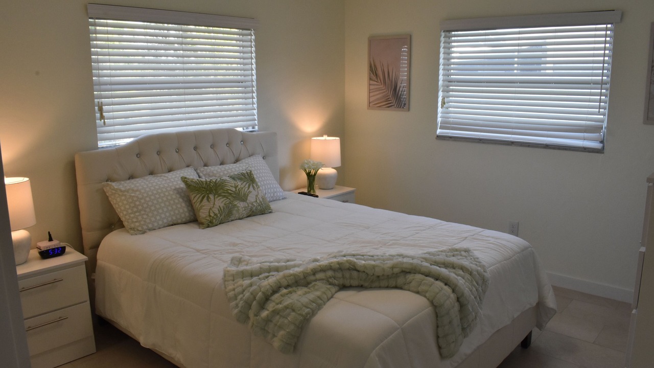 Photo of Bedroom in Caloosahatchee