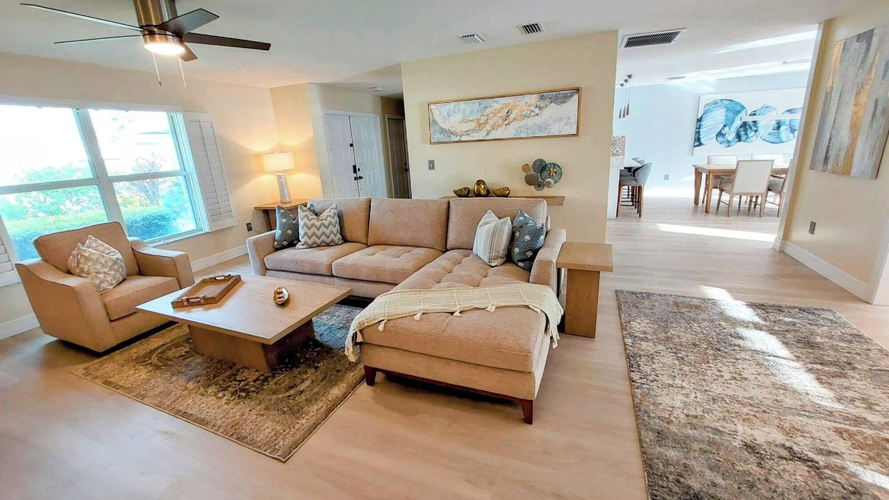 Photo of Livingroom in Bonita Springs
