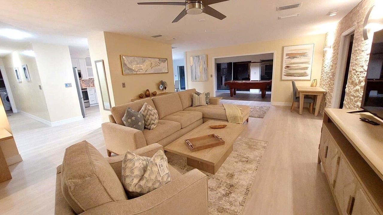 Photo of Livingroom in Bonita Springs