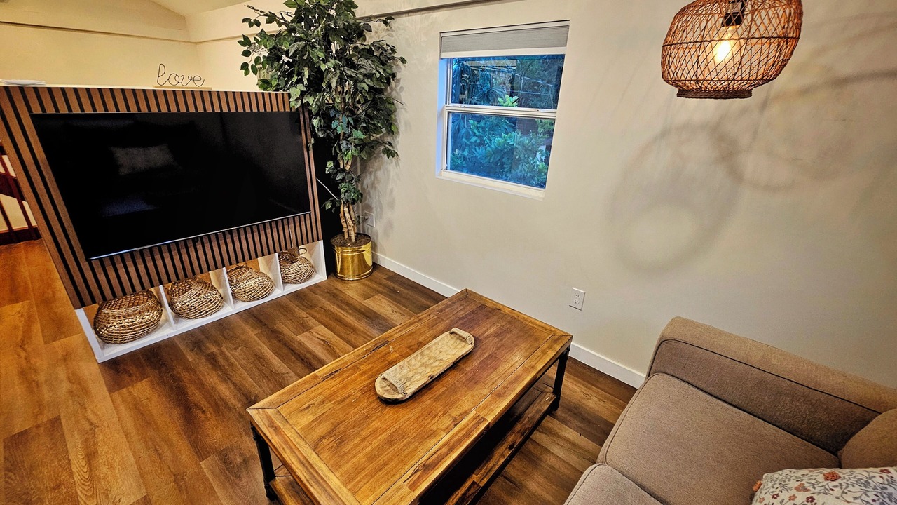 Photo of Livingroom in Meadowlawn