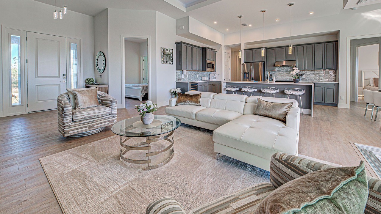 Photo of Livingroom in South Gulf Cove