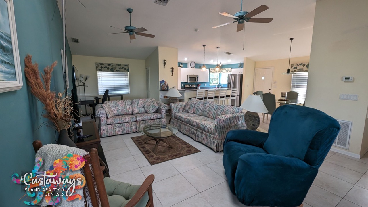 Photo of Livingroom in Saint James City