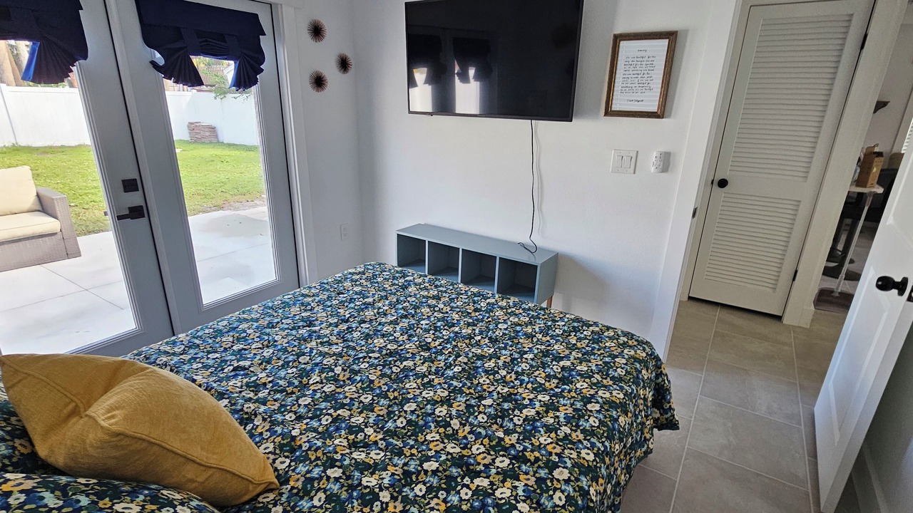 Photo of Bedroom in Village of the Arts