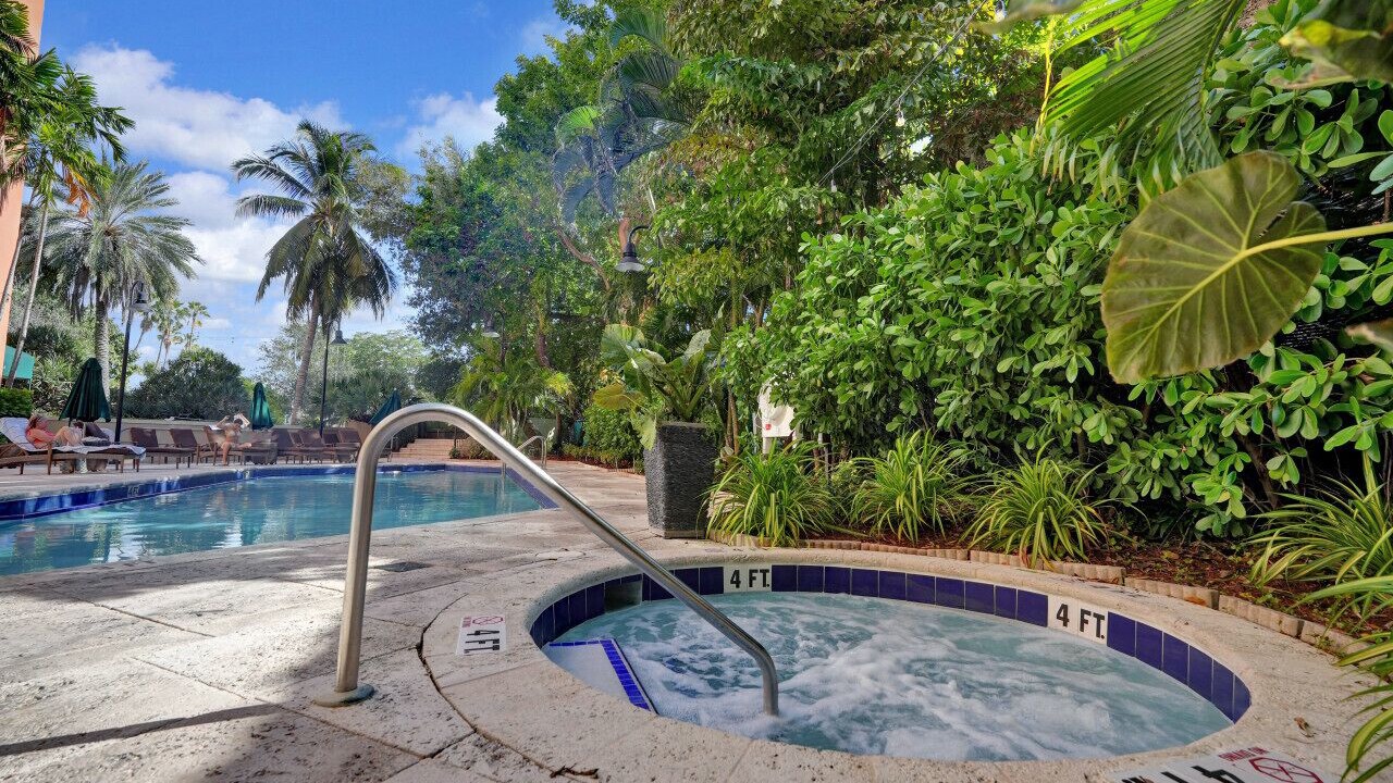 Photo of Outdoor in Coconut Grove