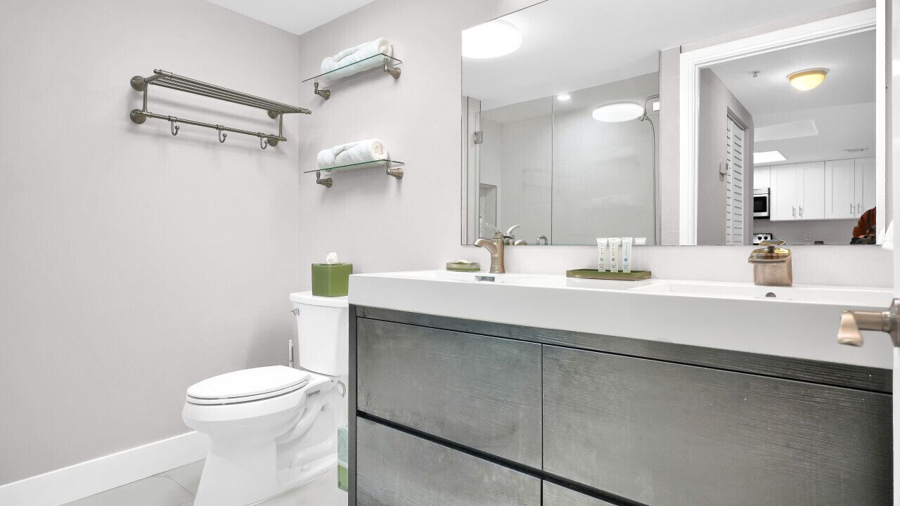 Photo of Bathroom in Coconut Grove