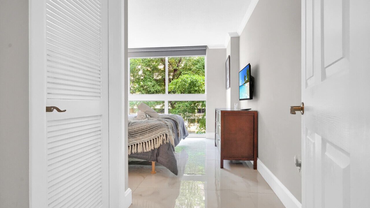Photo of Bedroom in Coconut Grove