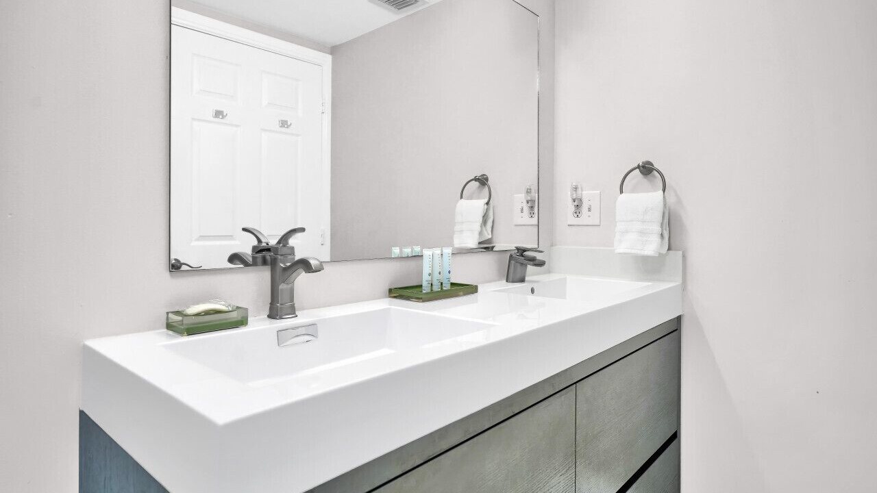 Photo of Bathroom in Coconut Grove