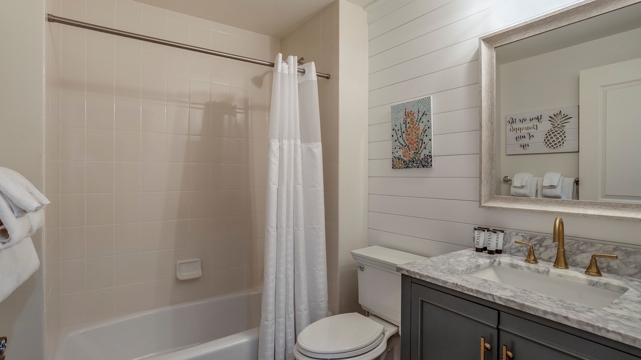 Photo of Bathroom in Naples