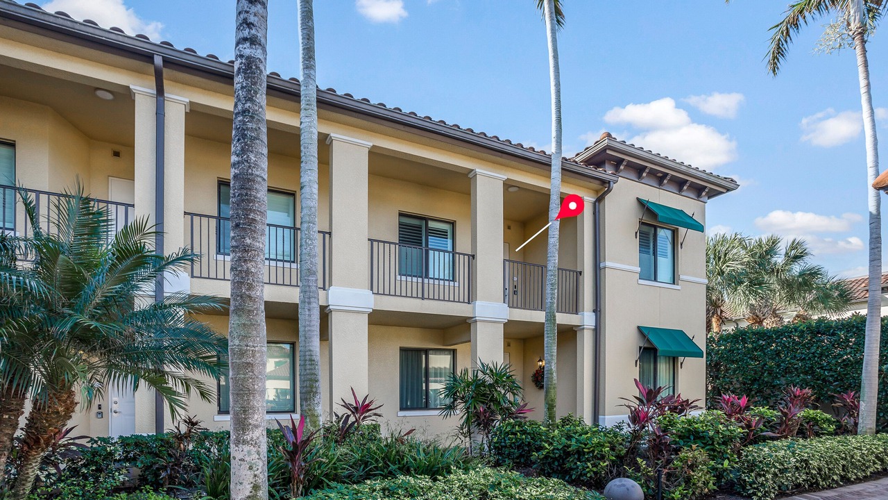 Photo of Outdoor in Naples