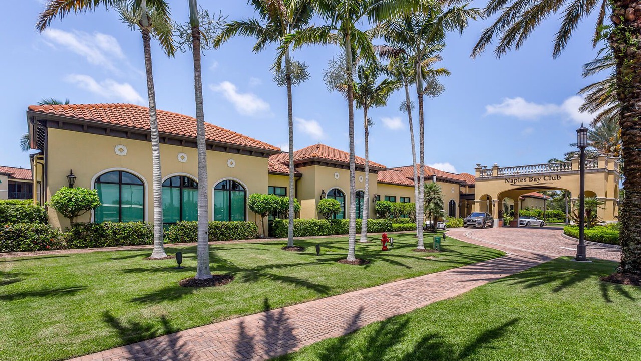 Photo of Outdoor in Naples