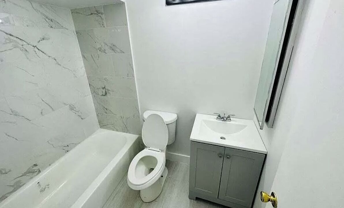 Photo of Bathroom in Port Saint Lucie