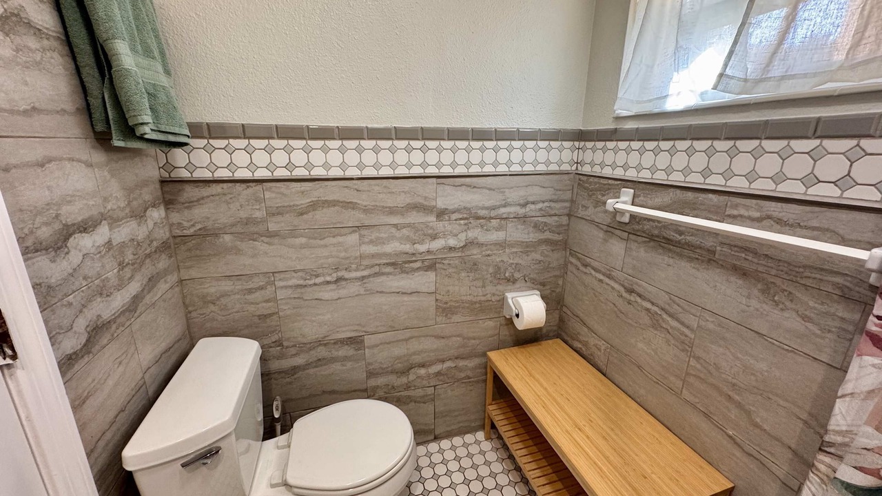Photo of Bathroom in Marathon