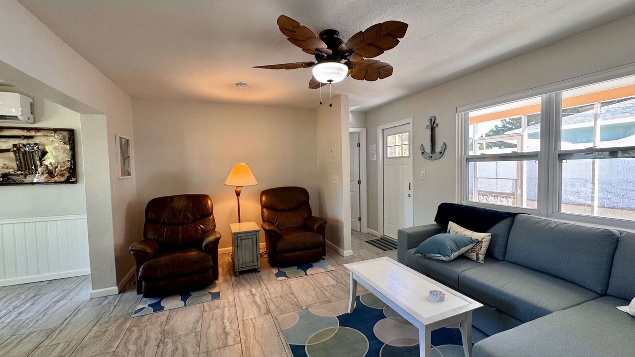 Photo of Livingroom in Marathon