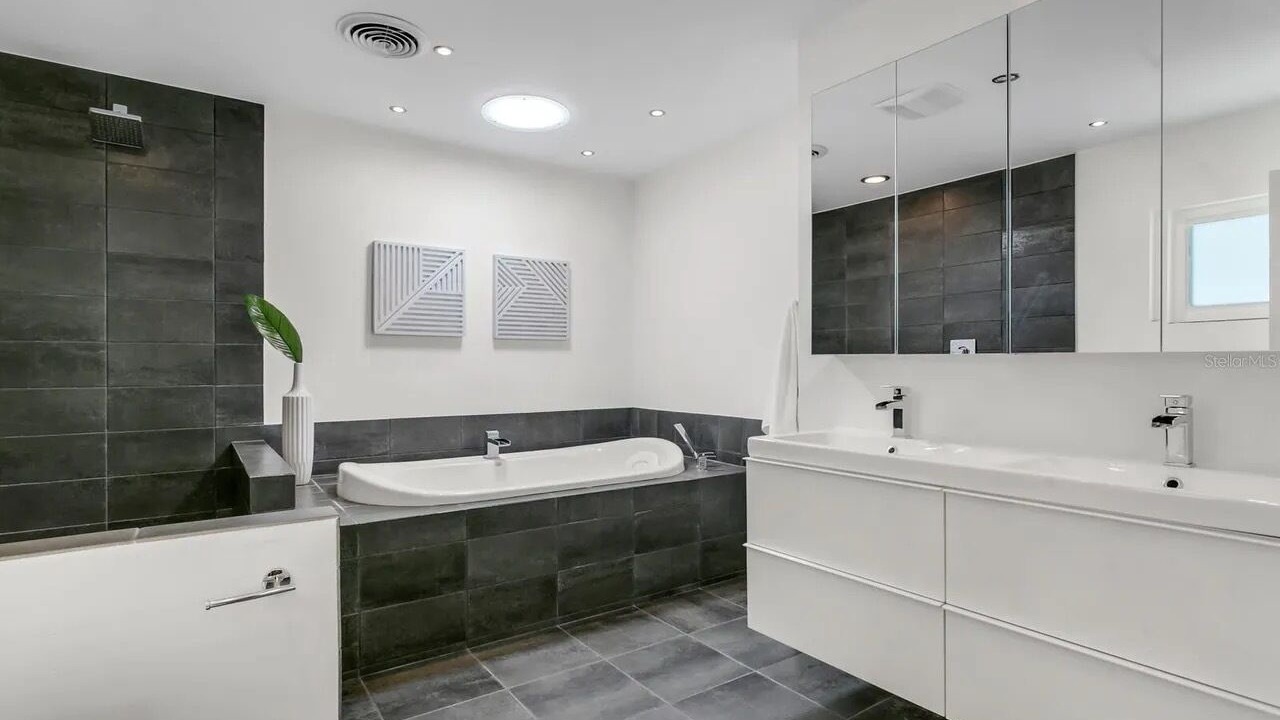 Photo of Bathroom in Southgate